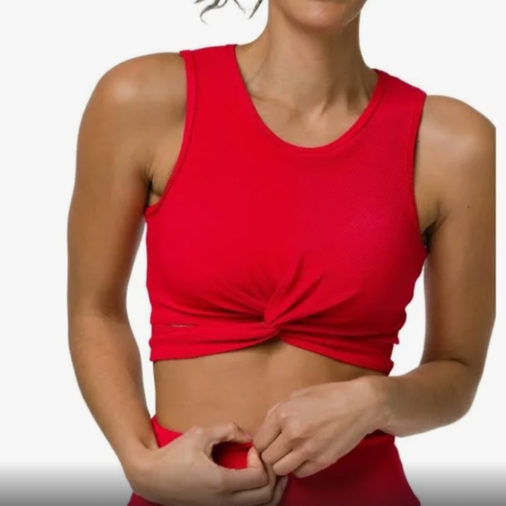 Onzie red hot ribbed workout set